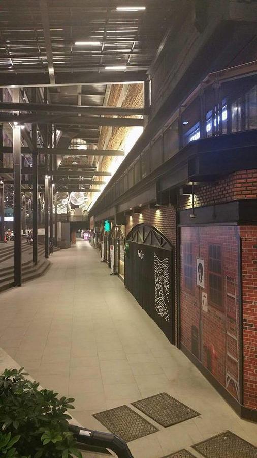 Nexchange Hostel バンコク都 エクステリア 写真