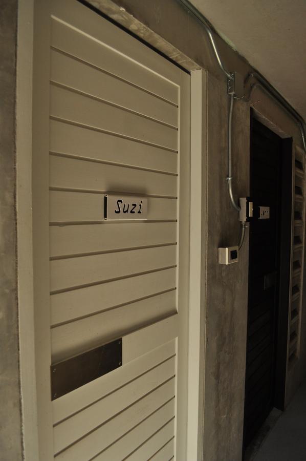 Nexchange Hostel バンコク都 エクステリア 写真