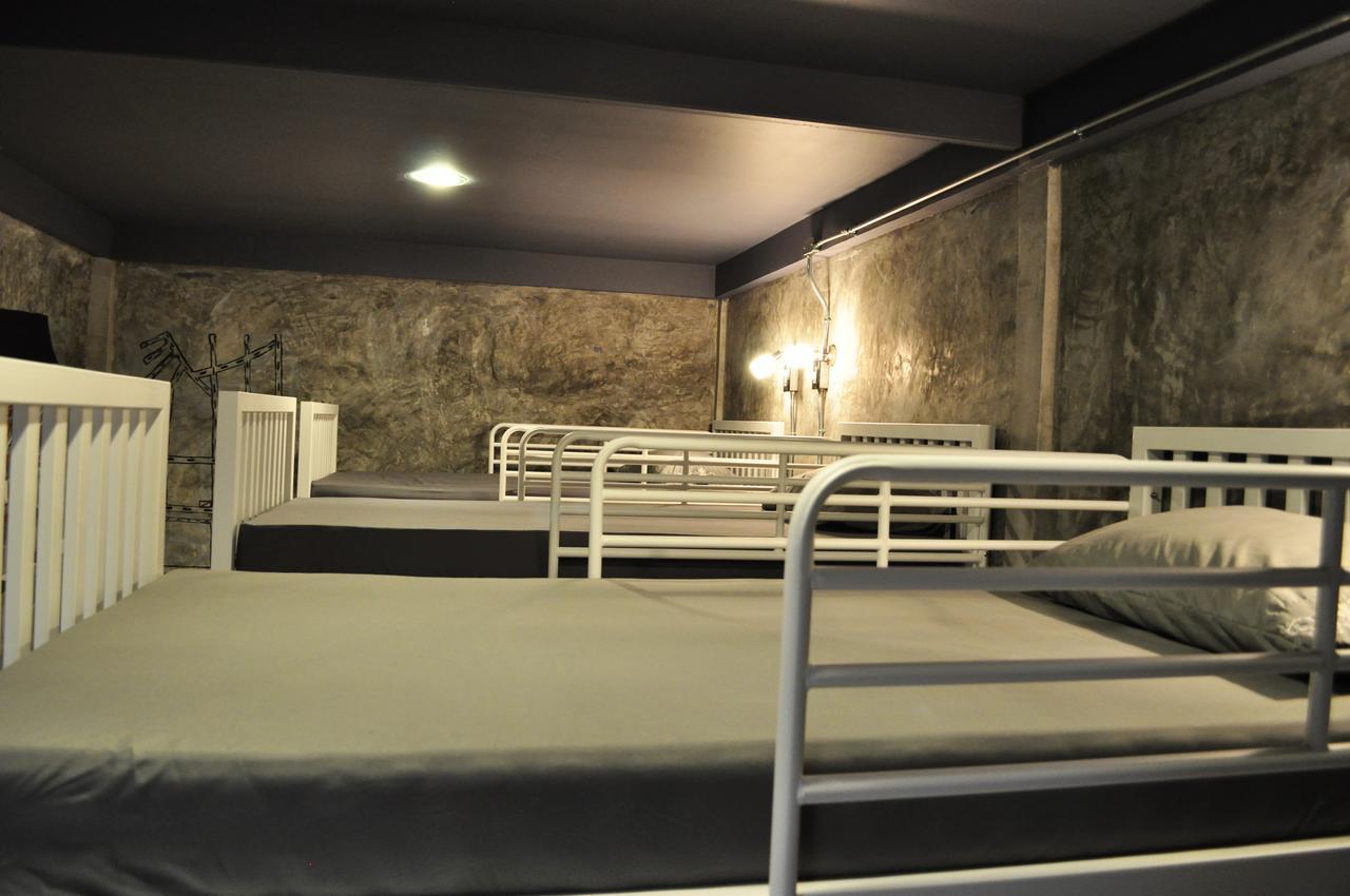 Nexchange Hostel バンコク都 エクステリア 写真